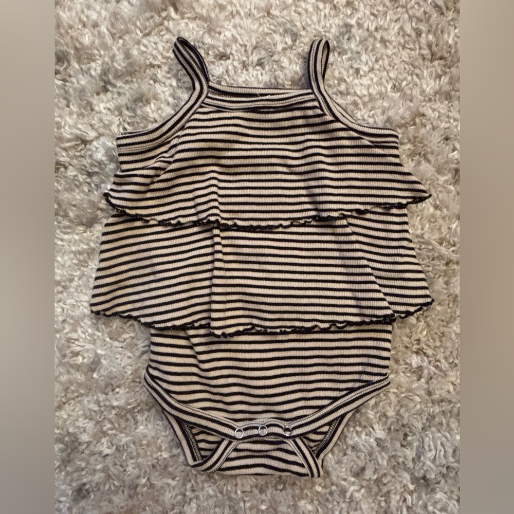 Kate Quinn Striped Black & White Ruffle Baby One-Piece - 12-18m